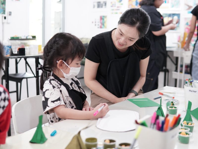 คอร์สศิลปะ Art and Craft สำหรับเด็กอายุ  4-7 ปี